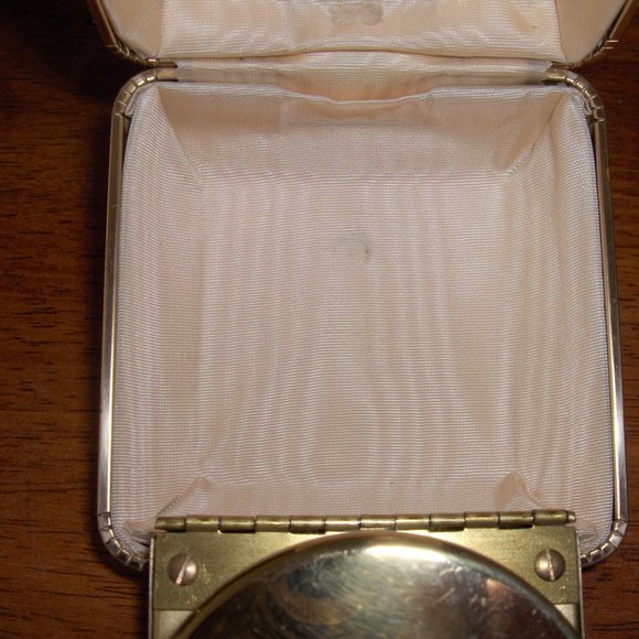 Alarm clocks, wind up travel type, Ingraham, Phinney Walker - Picture 9 of 12